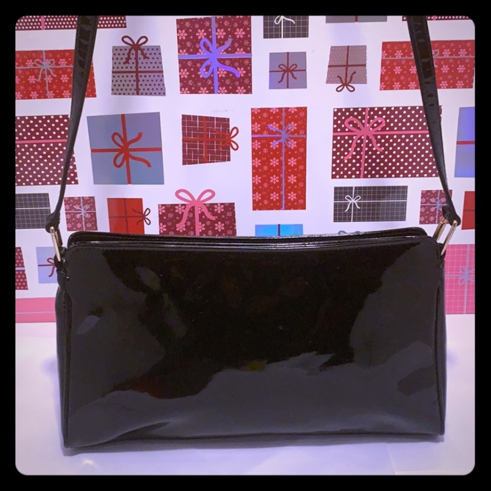 Garson Black Patent Leather CrossbodySling Bag - Picture 5 of 8